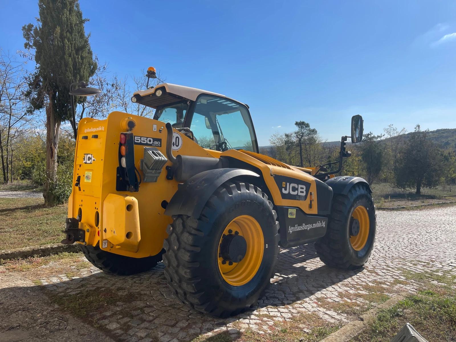 Телескопичен товарач JCB 550-80 AGRI PLUS ОБСЛУЖЕН ЛИЗИНГ - изображение 7