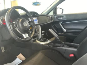 Toyota GT86 2.0 BOXER РЪЧКА ЗАДНО NAVI CAM KEYLESS BLUETOOTH, снимка 12