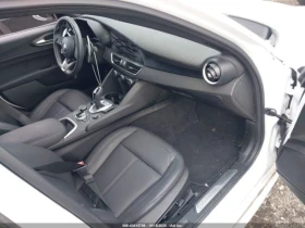 Alfa Romeo Giulia Ti 280кс * Възможност за Лизинг*  - 42000 лв. / 21474.26 € - 61506795 10