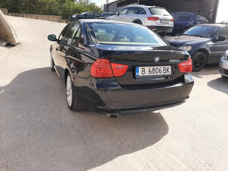 BMW 320 D X-DRIVE , снимка 7 - Автомобили и джипове - 49557369