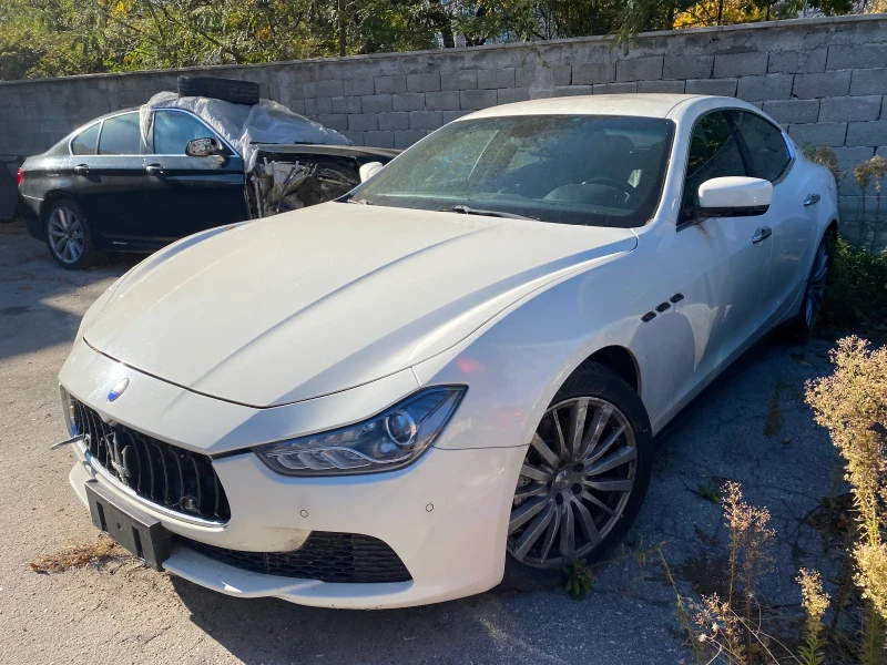 Maserati Ghibli 3.0D с повреден двигател!, снимка 1 - Автомобили и джипове - 48105705