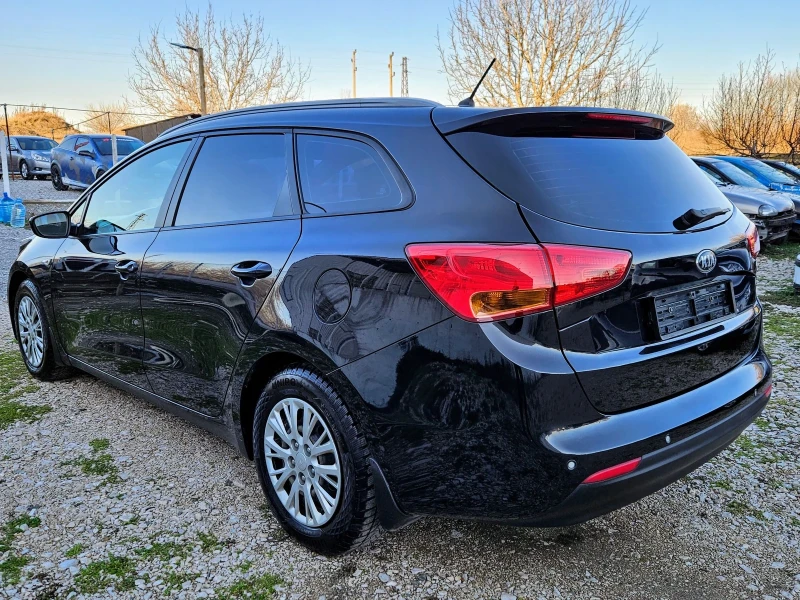 Kia Ceed Швейцария , снимка 5 - Автомобили и джипове - 48935309