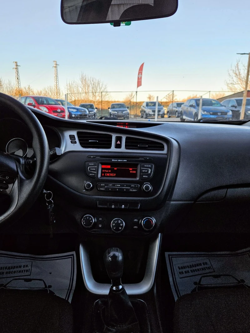 Kia Ceed Швейцария , снимка 13 - Автомобили и джипове - 48935309