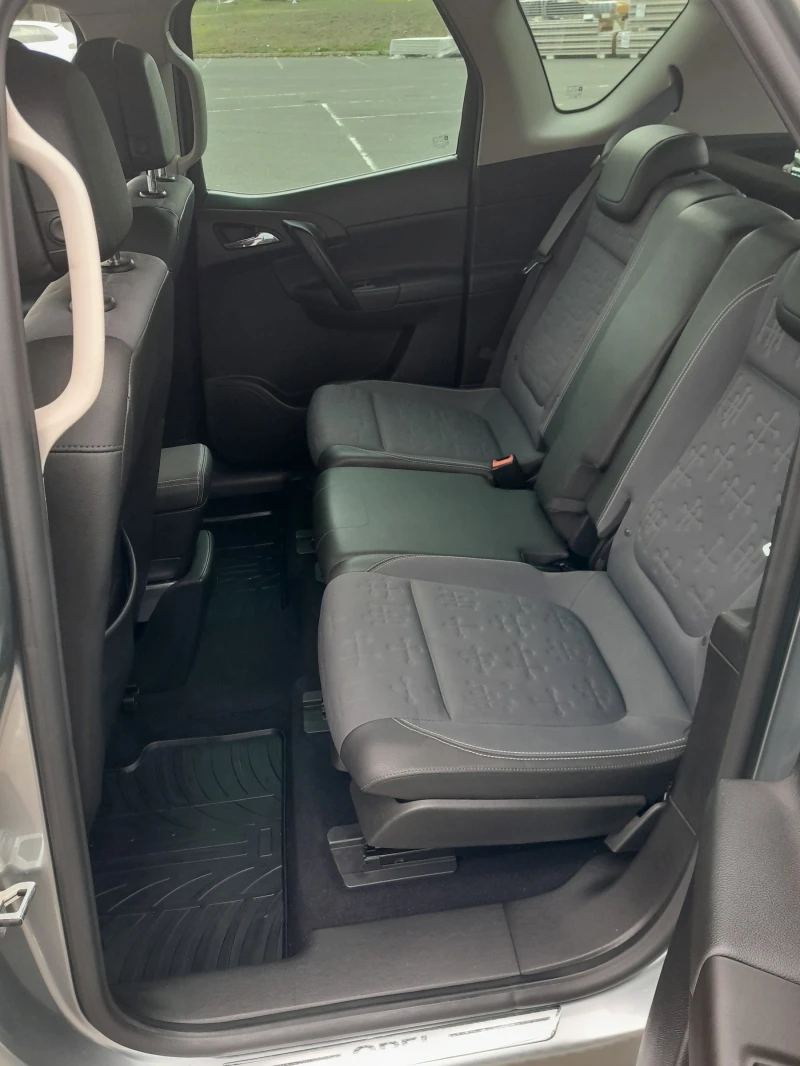 Opel Meriva, снимка 7 - Автомобили и джипове - 52049047