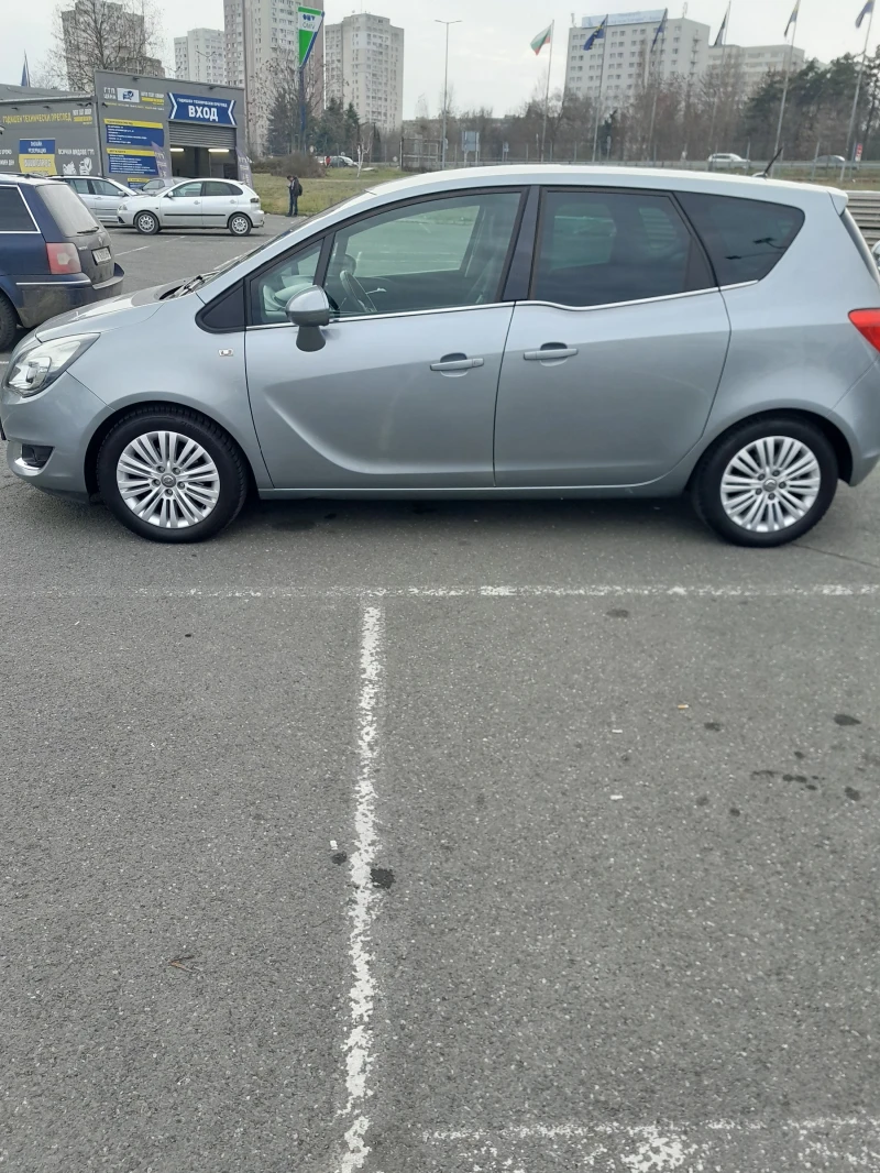 Opel Meriva, снимка 6 - Автомобили и джипове - 52049047