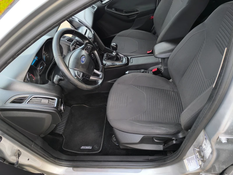 Ford Focus 1.5 Евро 6, снимка 7 - Автомобили и джипове - 52460392