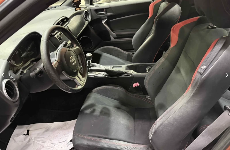 Scion Tc FR-S, снимка 8 - Автомобили и джипове - 52651842