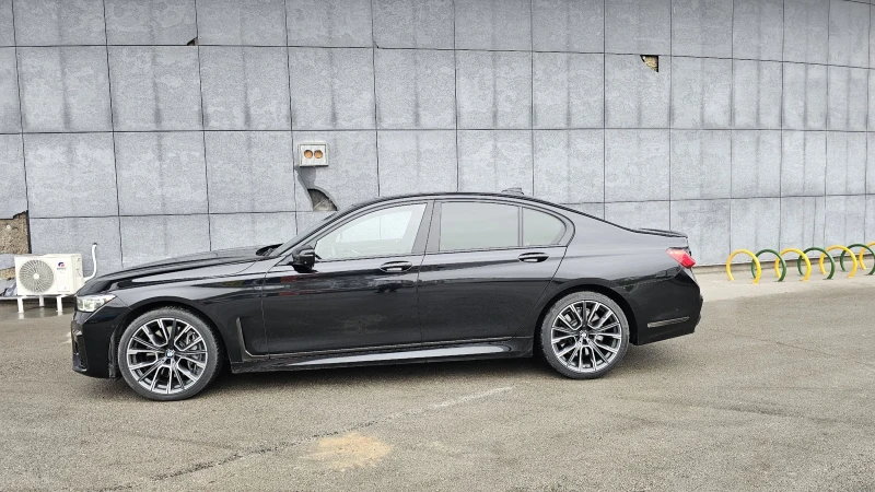 BMW 750 DISTRONIC, M-PACK, MASSAGE, SOFT-CLOSE, ADAPTIVE L, снимка 8 - Автомобили и джипове - 52865916