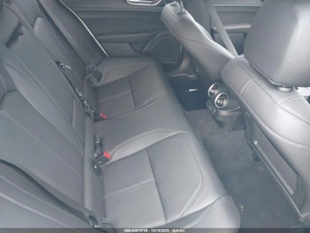 Alfa Romeo Giulia Ti 280кс * Възможност за Лизинг* , снимка 11 - Автомобили и джипове - 52665185