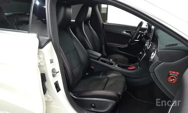 Mercedes-Benz CLA 250 AMG/ФИКСИРАНА ЦЕНА ДО БЪЛГАРИЯ, снимка 10 - Автомобили и джипове - 55102425