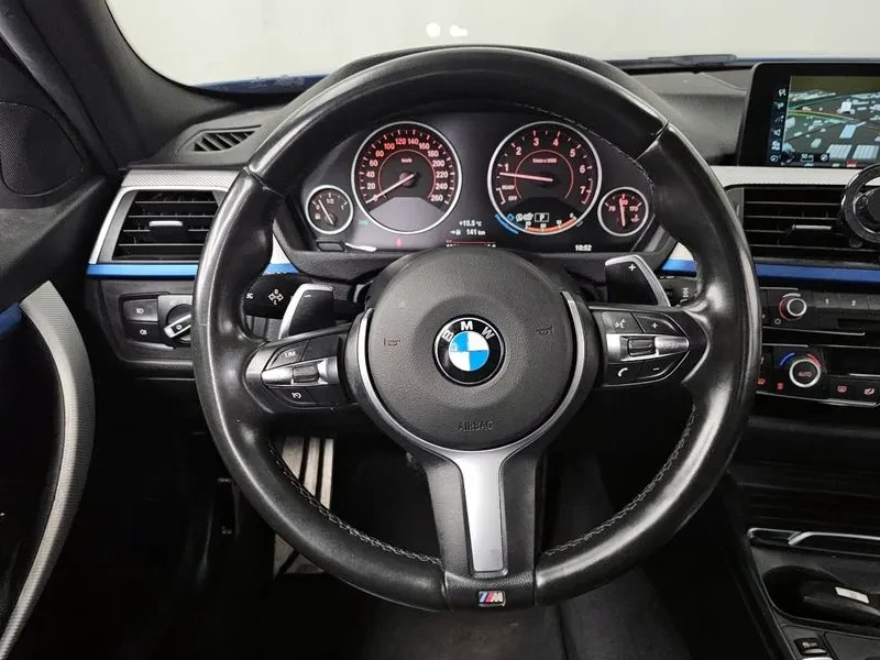 BMW 330 (F30) 330I M Sports, снимка 4 - Автомобили и джипове - 55206173