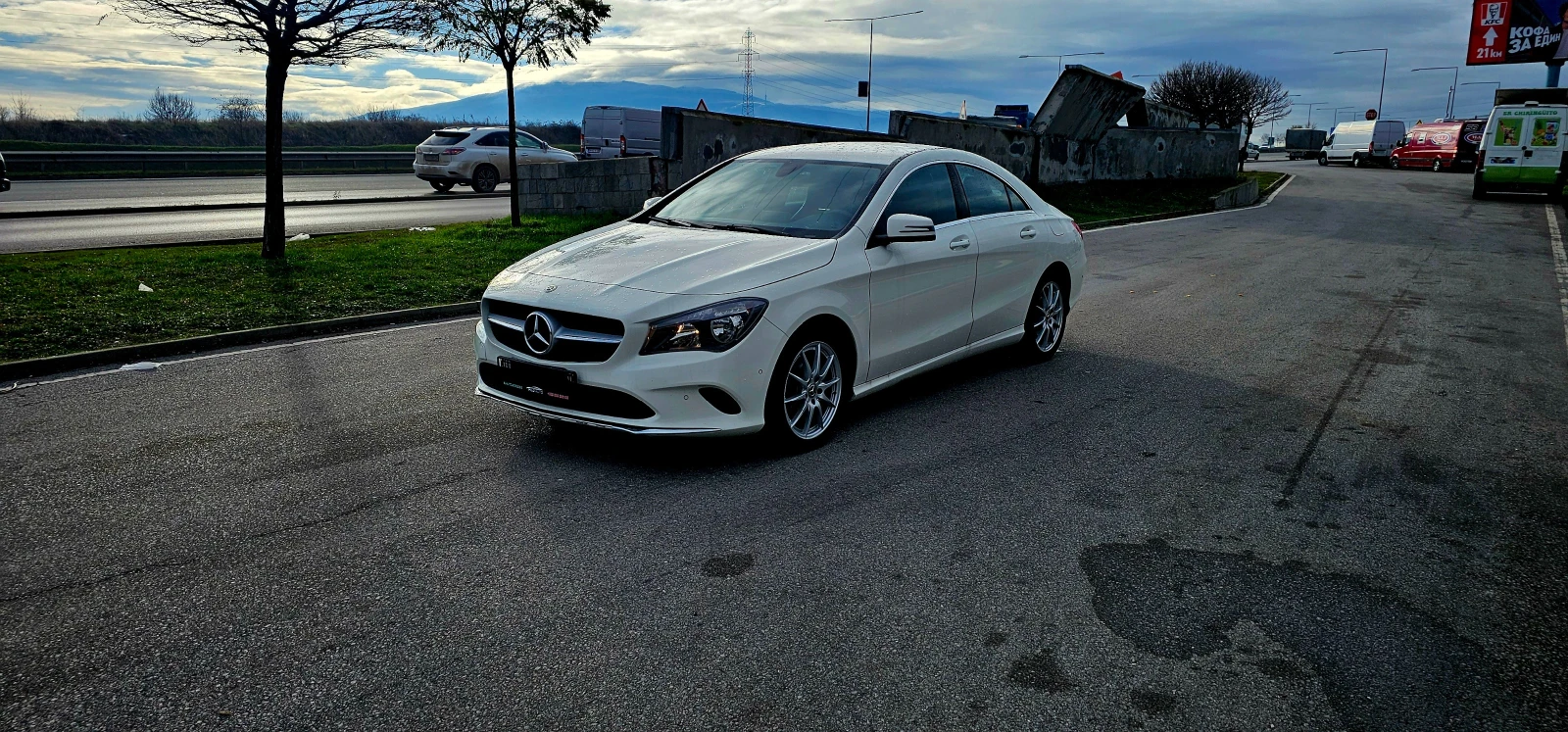 Mercedes-Benz CLA 200 4MATIC, снимка 1