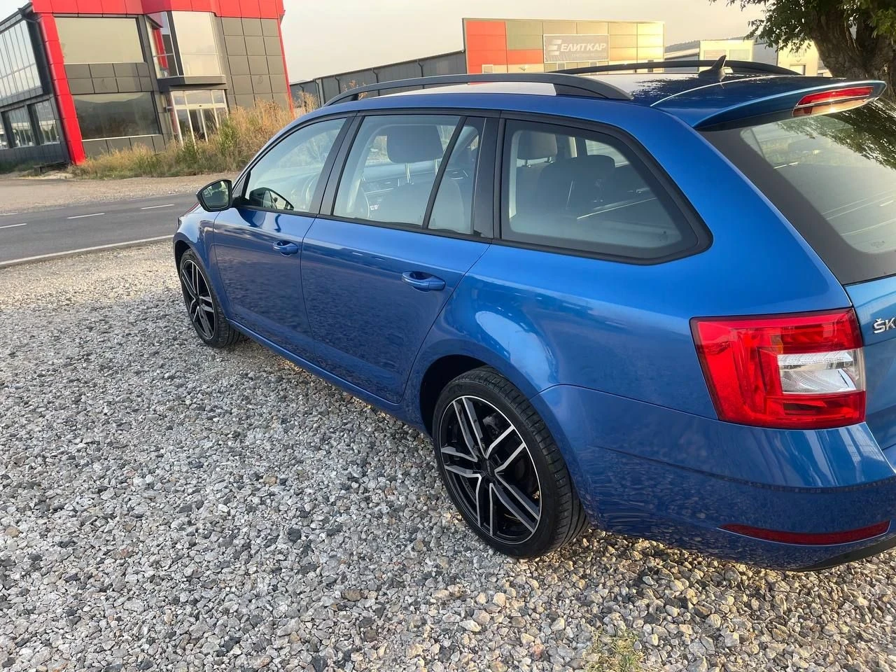 Skoda Octavia 1, 6 TDi, снимка 6 - Автомобили и джипове - 55911967