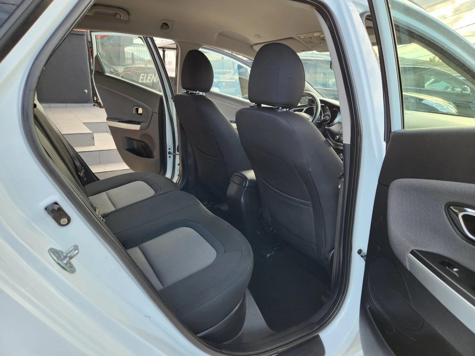 Kia Ceed 1.6 CRDI-128 . EURO 5b- | Mobile.bg   13