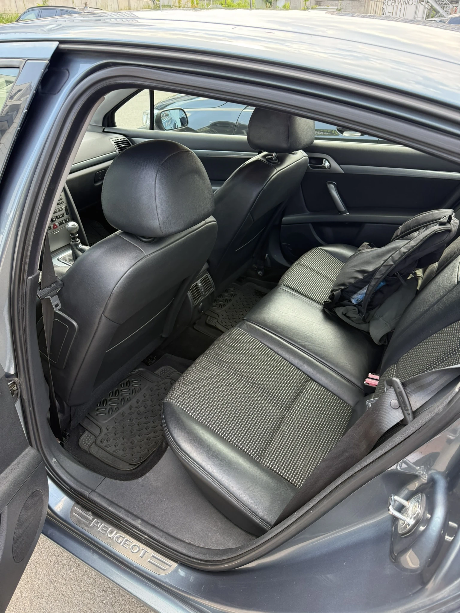 Peugeot 407 2.0HDI 136 - изображение 9