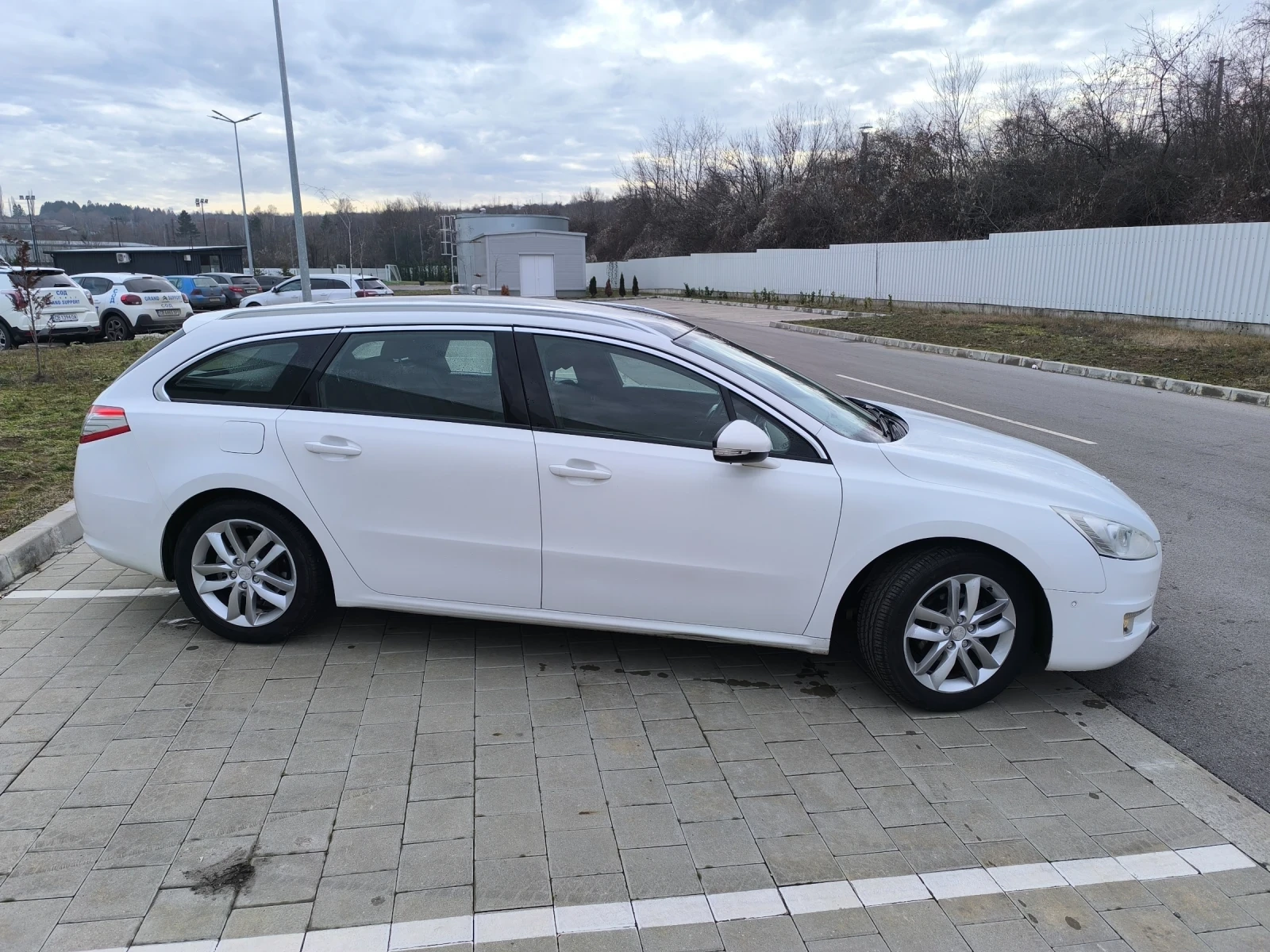 Peugeot 508 1.6 eHDI - изображение 6