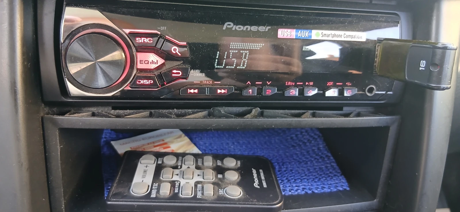 Peugeot 207 1.4 УНИКАЛНА 140 000 КМ, снимка 16 - Автомобили и джипове - 53834685