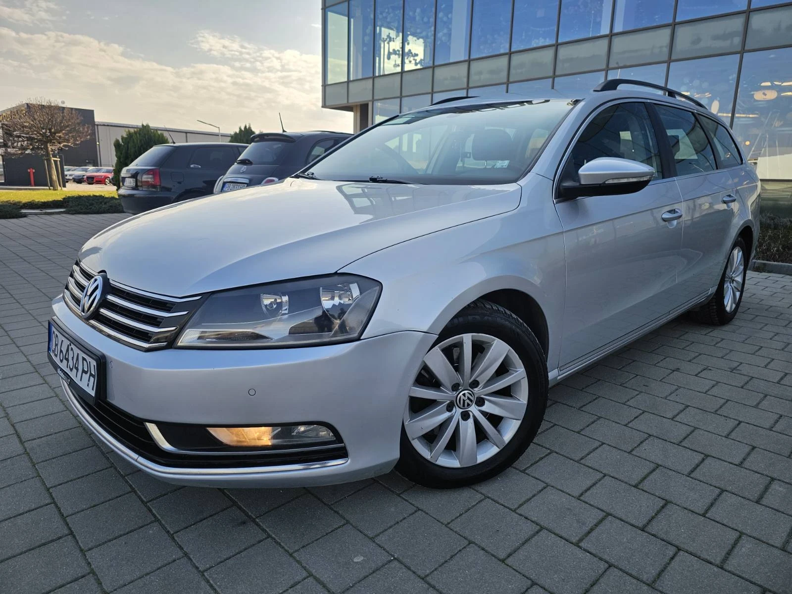 VW Passat 2.0 TDI150 к.с. /автоматик/ подгрев/ автопилот, снимка 2 - Автомобили и джипове - 53865062