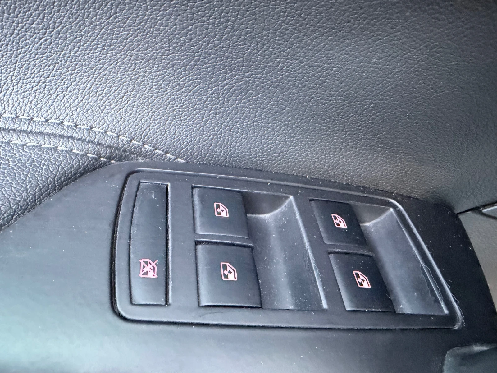 Opel Insignia, снимка 14 - Автомобили и джипове - 53865416