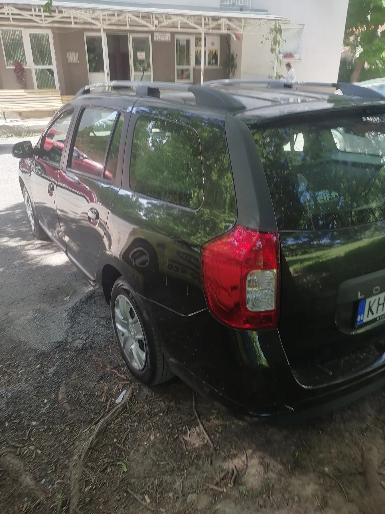Dacia Logan 1000-GAZ, снимка 13 - Автомобили и джипове - 54006559
