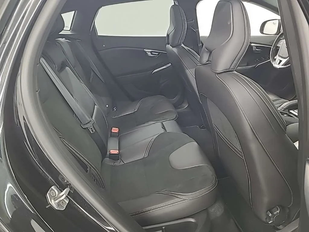 Volvo V40 Т3 R-DESIGN- * PANORAMA* , снимка 8 - Автомобили и джипове - 54067842