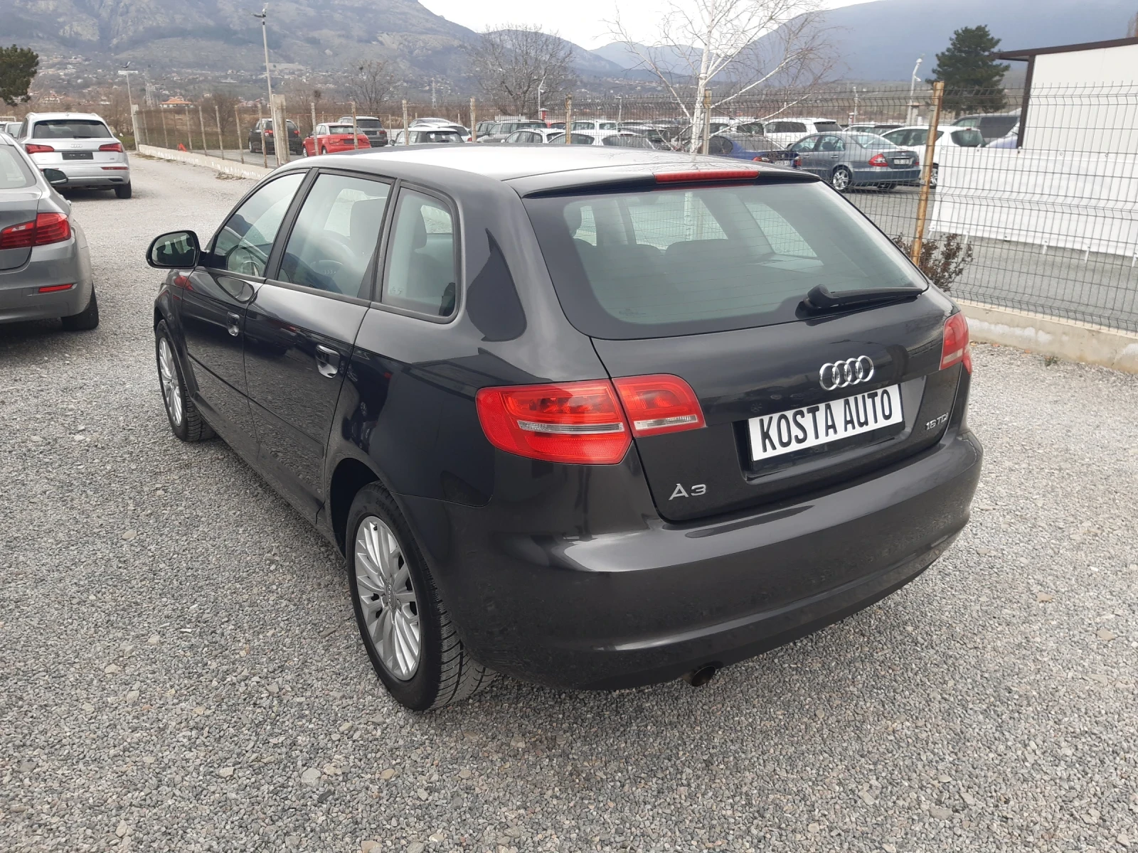 Audi A3 КАТО НОВА , снимка 6 - Автомобили и джипове - 54116306