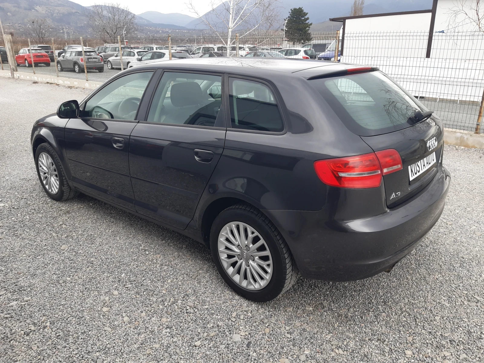 Audi A3 КАТО НОВА , снимка 7 - Автомобили и джипове - 54116306