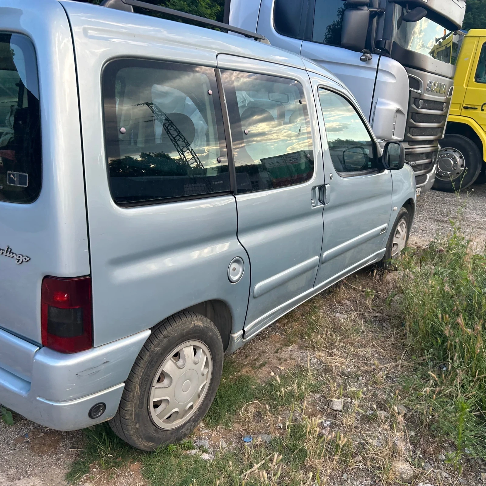 Citroen Berlingo, снимка 2 - Автомобили и джипове - 55012607