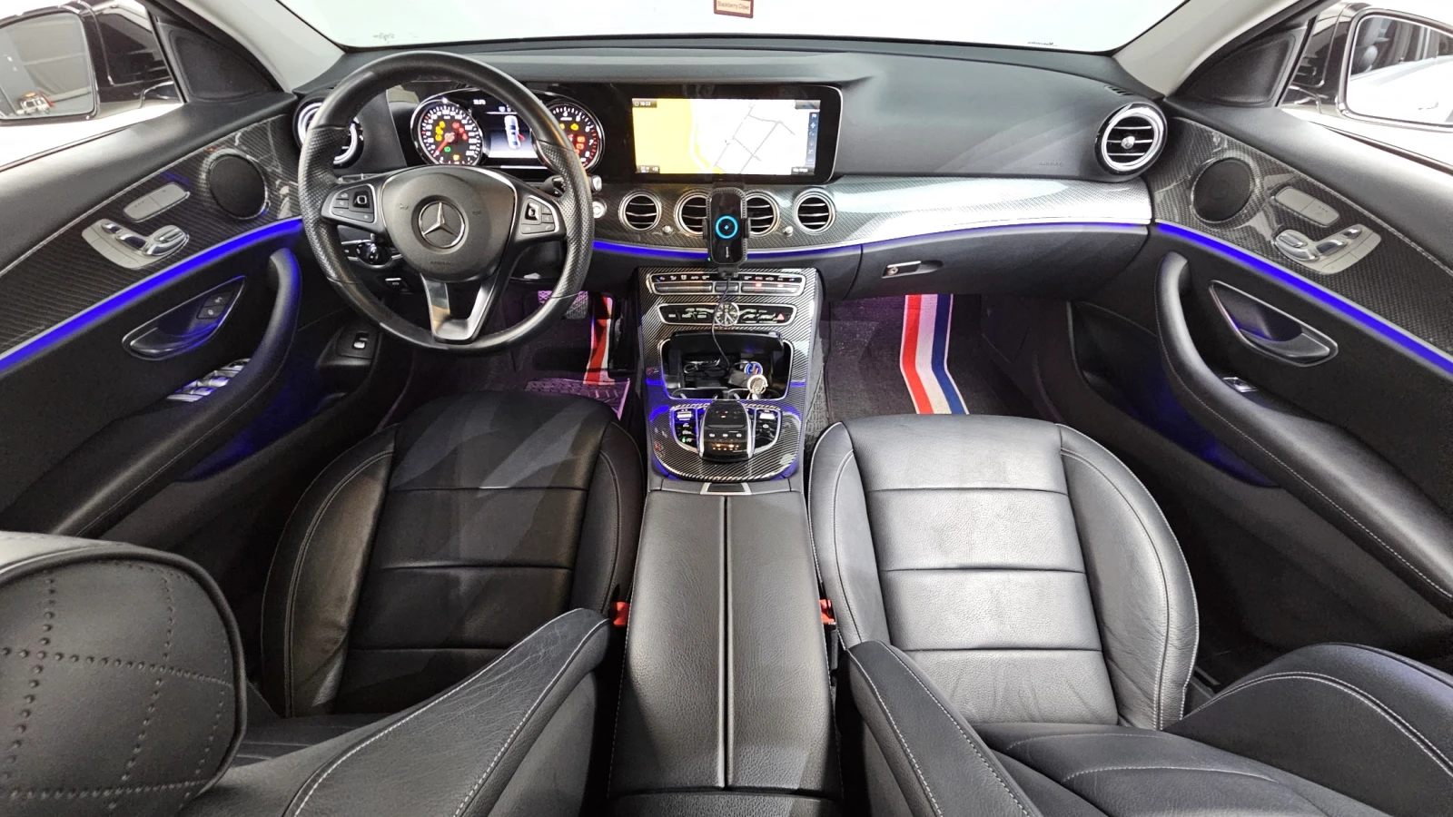 Mercedes-Benz E 200 63 AMG OPTIC* HUD* AMBIENT* KEYLESS* КРАЙНА  ЦЕНА, снимка 7 - Автомобили и джипове - 55194648