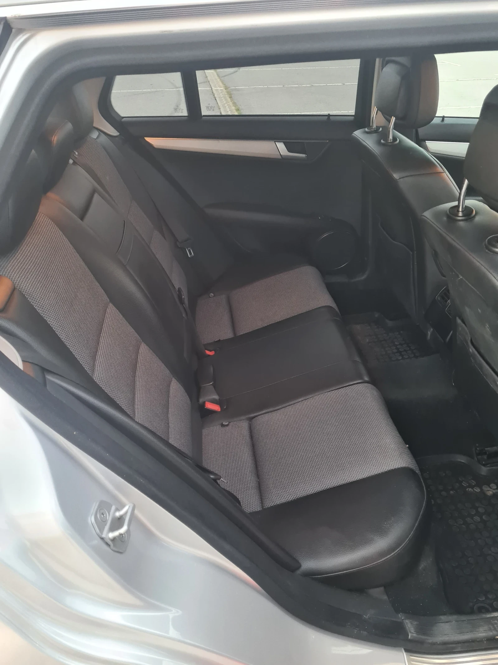 Mercedes-Benz C 200 Avangard, снимка 12 - Автомобили и джипове - 55269937