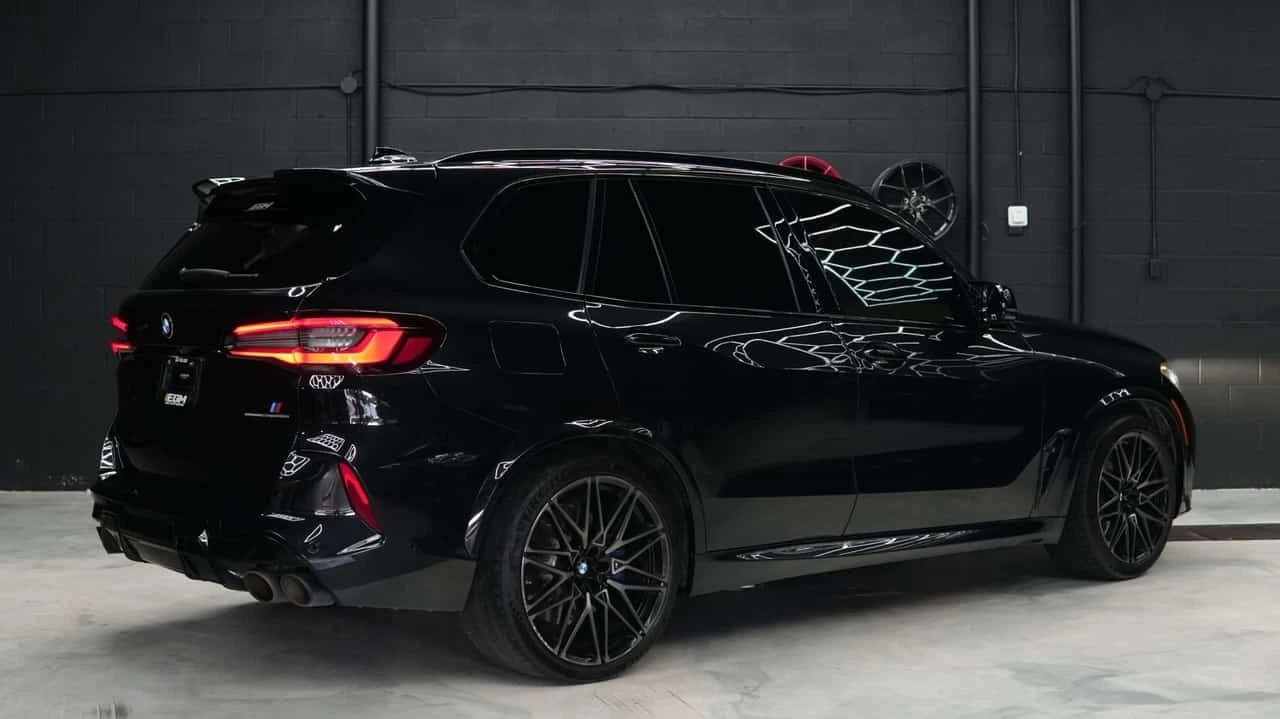 BMW X5M * Competition Sports Activity Vehicle * CARFAX * Ц, снимка 5 - Автомобили и джипове - 55421535