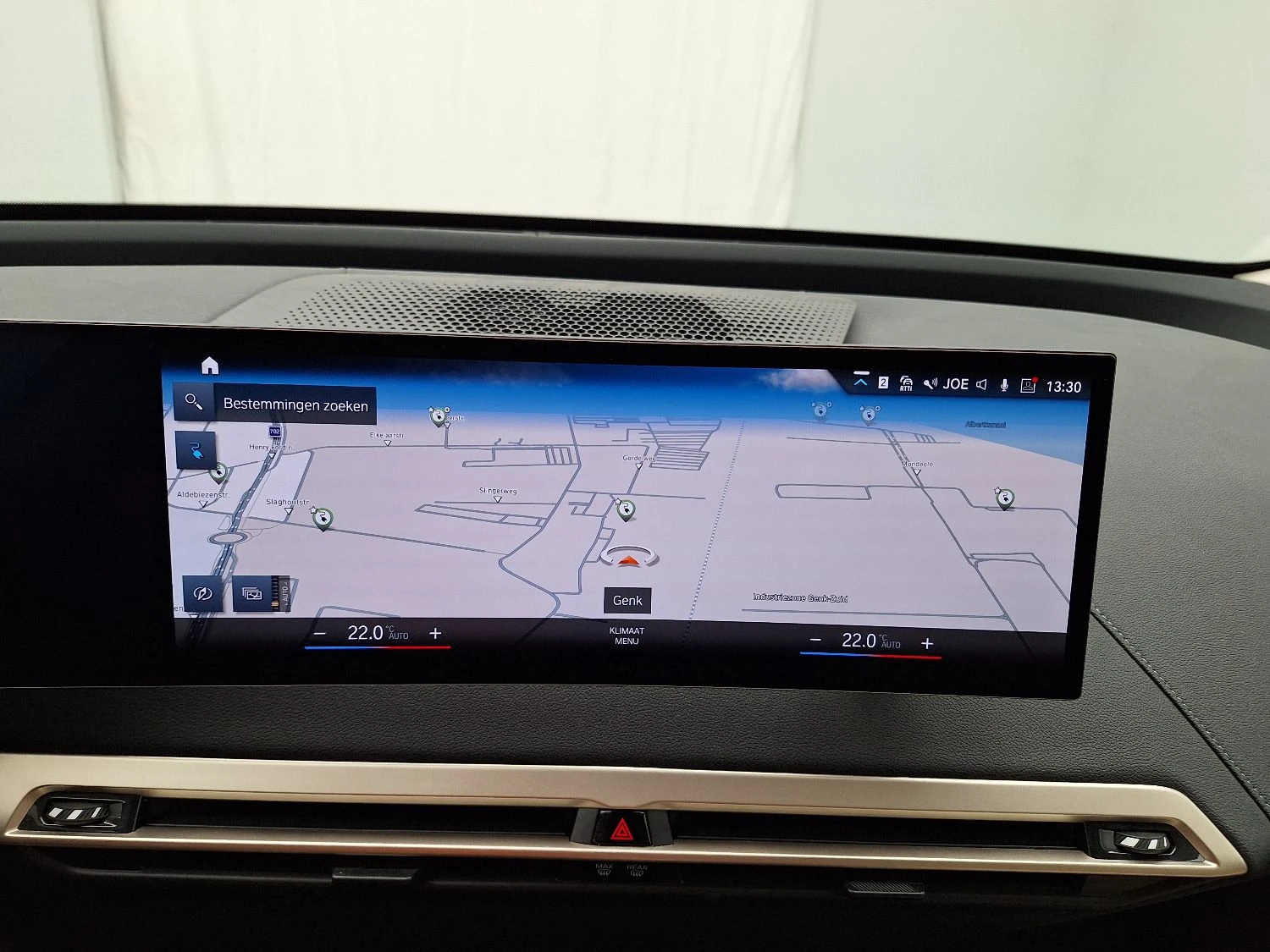 BMW iX xDrive40 Leather LED Navi , снимка 11 - Автомобили и джипове - 56718616
