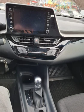 Toyota C-HR Бензин, снимка 10