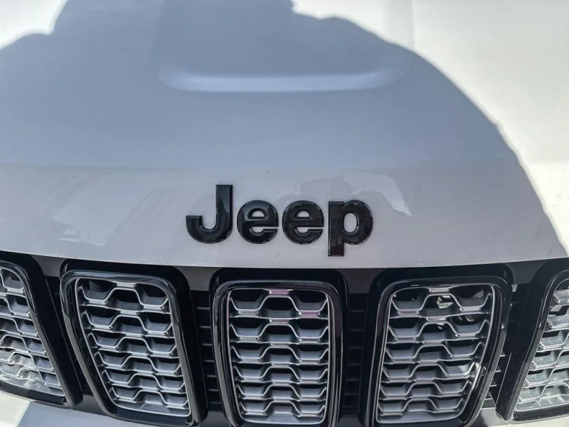 Jeep Grand cherokee * Altitude * CARFAX * ЦЕНА ДО БГ, снимка 13 - Автомобили и джипове - 52726427