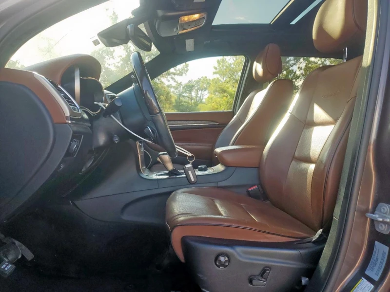 Jeep Grand cherokee SUMMIT DISTRONIC/HARMAN KARDON/8ZF/KEYLESS/PANO, снимка 7 - Автомобили и джипове - 52802423