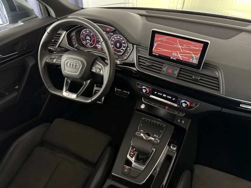 Audi Q5, снимка 15 - Автомобили и джипове - 52849392