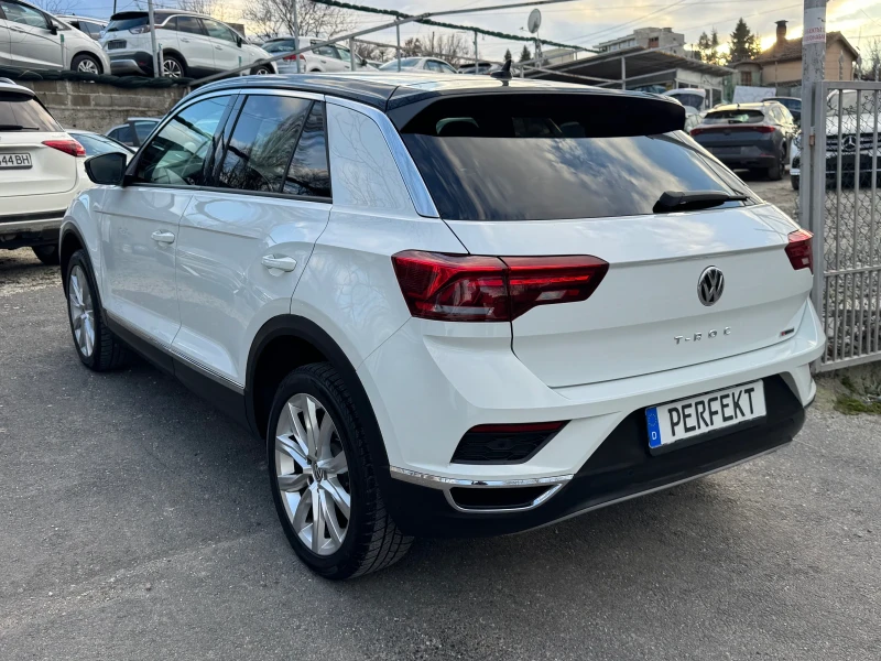 VW T-Roc 2.0TDI* 4motion* Digital* LED, снимка 5 - Автомобили и джипове - 52957678