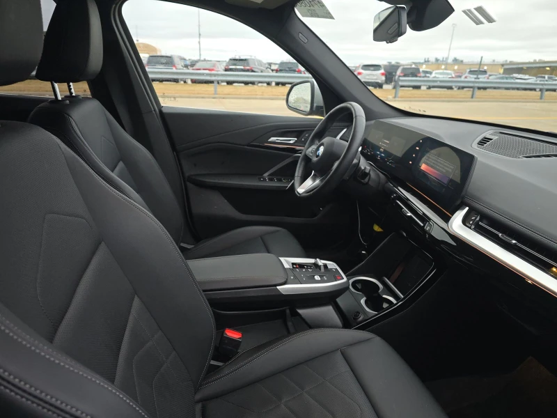 BMW X1 2.0 xDrive28i * ФИКСИРАНА ЦЕНА* , снимка 8 - Автомобили и джипове - 53122317