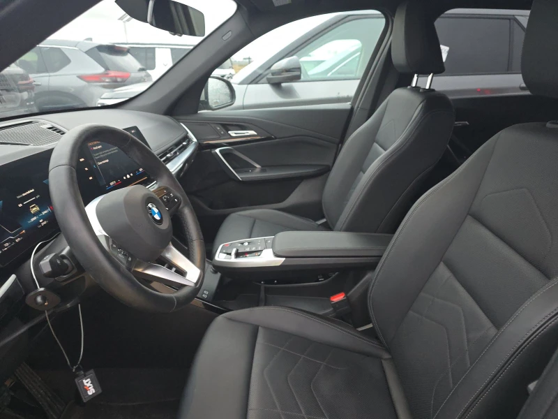 BMW X1 2.0 xDrive28i * ФИКСИРАНА ЦЕНА* , снимка 7 - Автомобили и джипове - 53122317