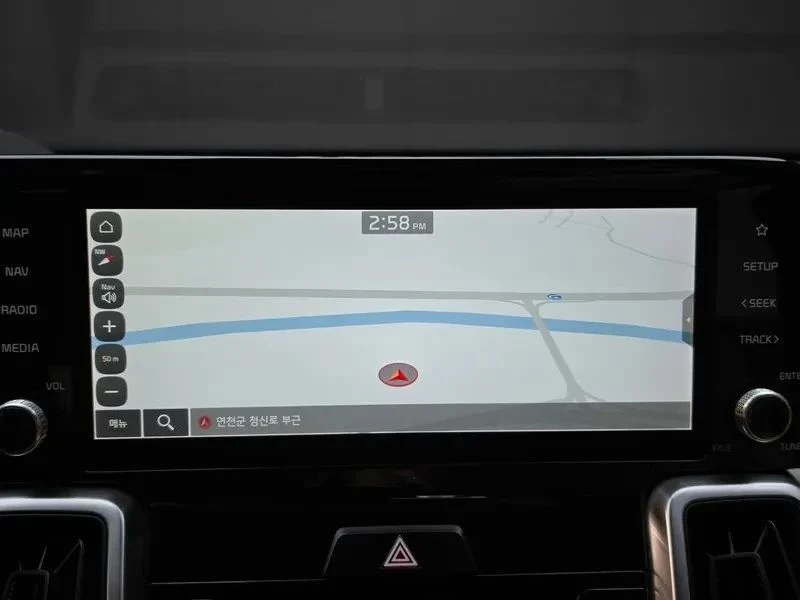 Kia Sorento, снимка 14 - Автомобили и джипове - 56690870