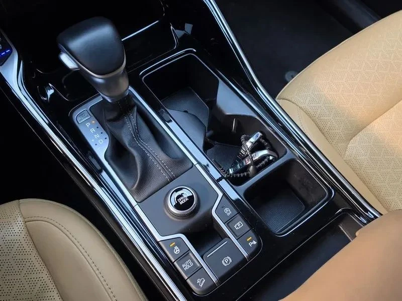 Kia Sorento, снимка 9 - Автомобили и джипове - 56690870
