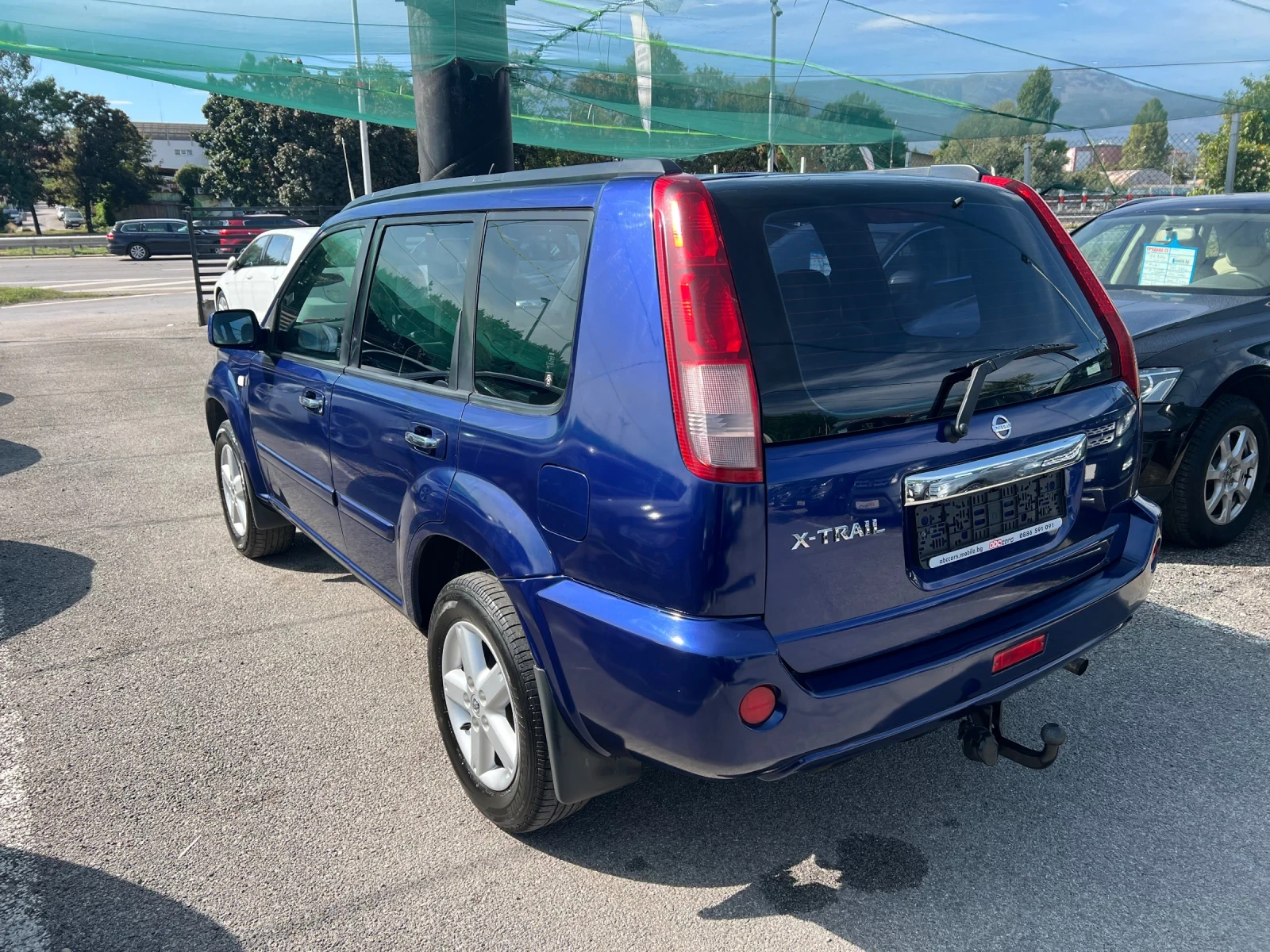 Nissan X-trail 2.0i 4WD - изображение 3