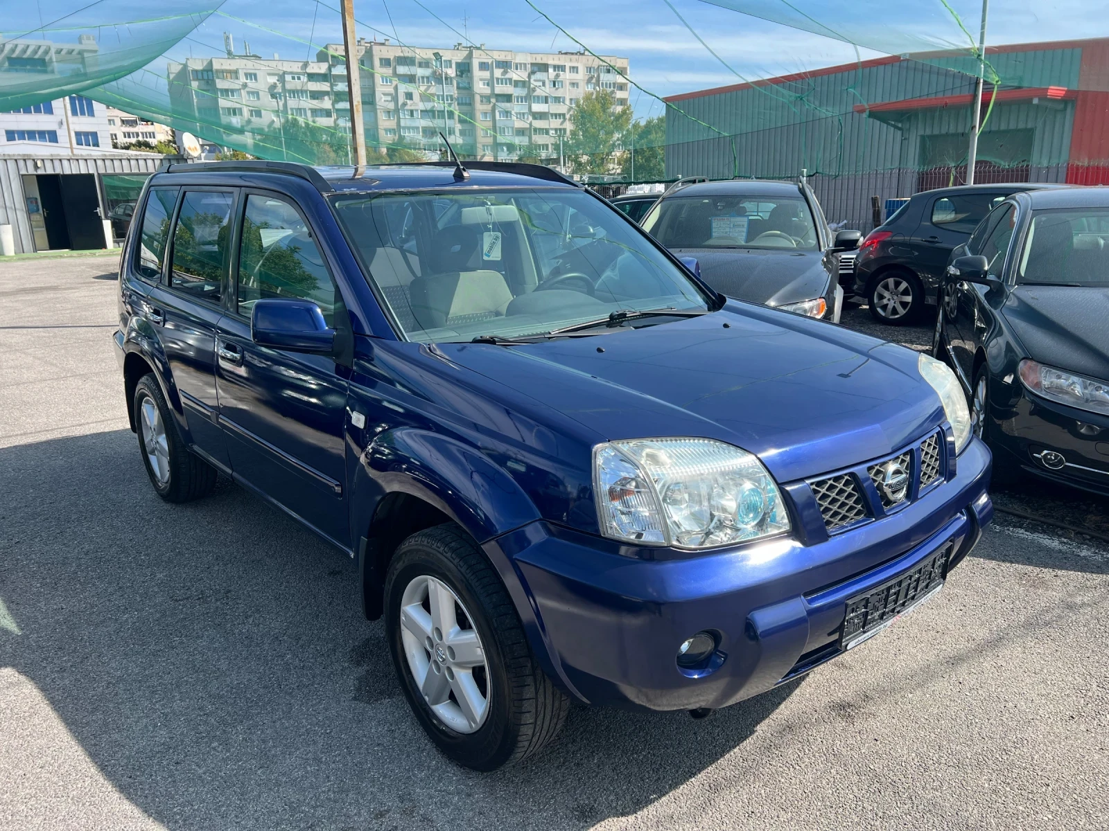 Nissan X-trail 2.0i 4WD - изображение 6