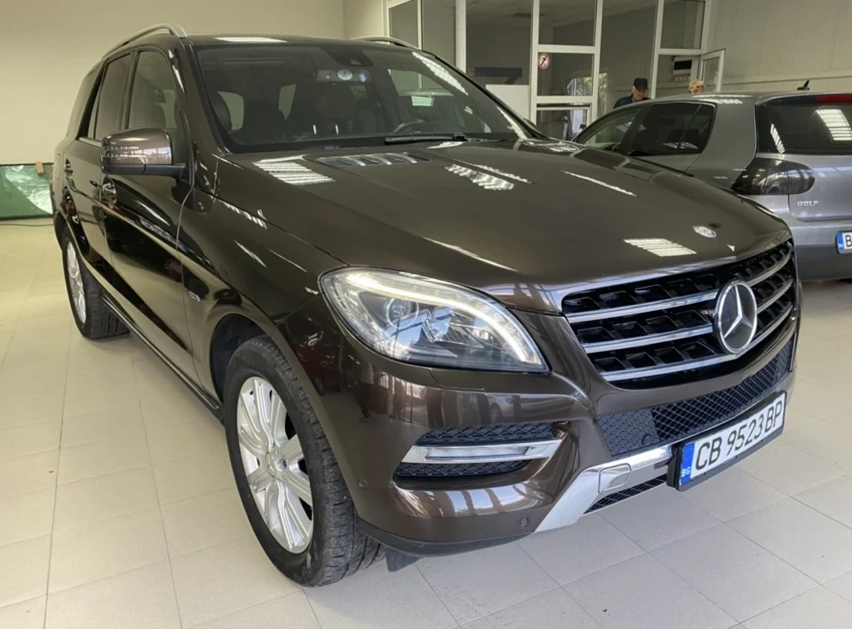 Mercedes-Benz ML 350  - изображение 2