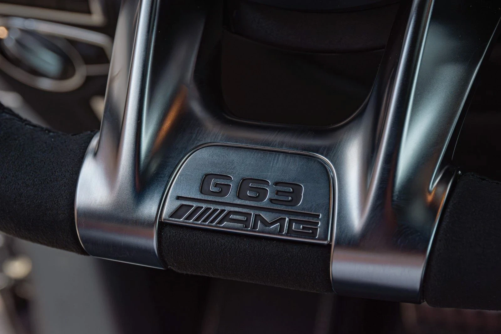 Mercedes-Benz G 63 AMG Grand Edition - изображение 7