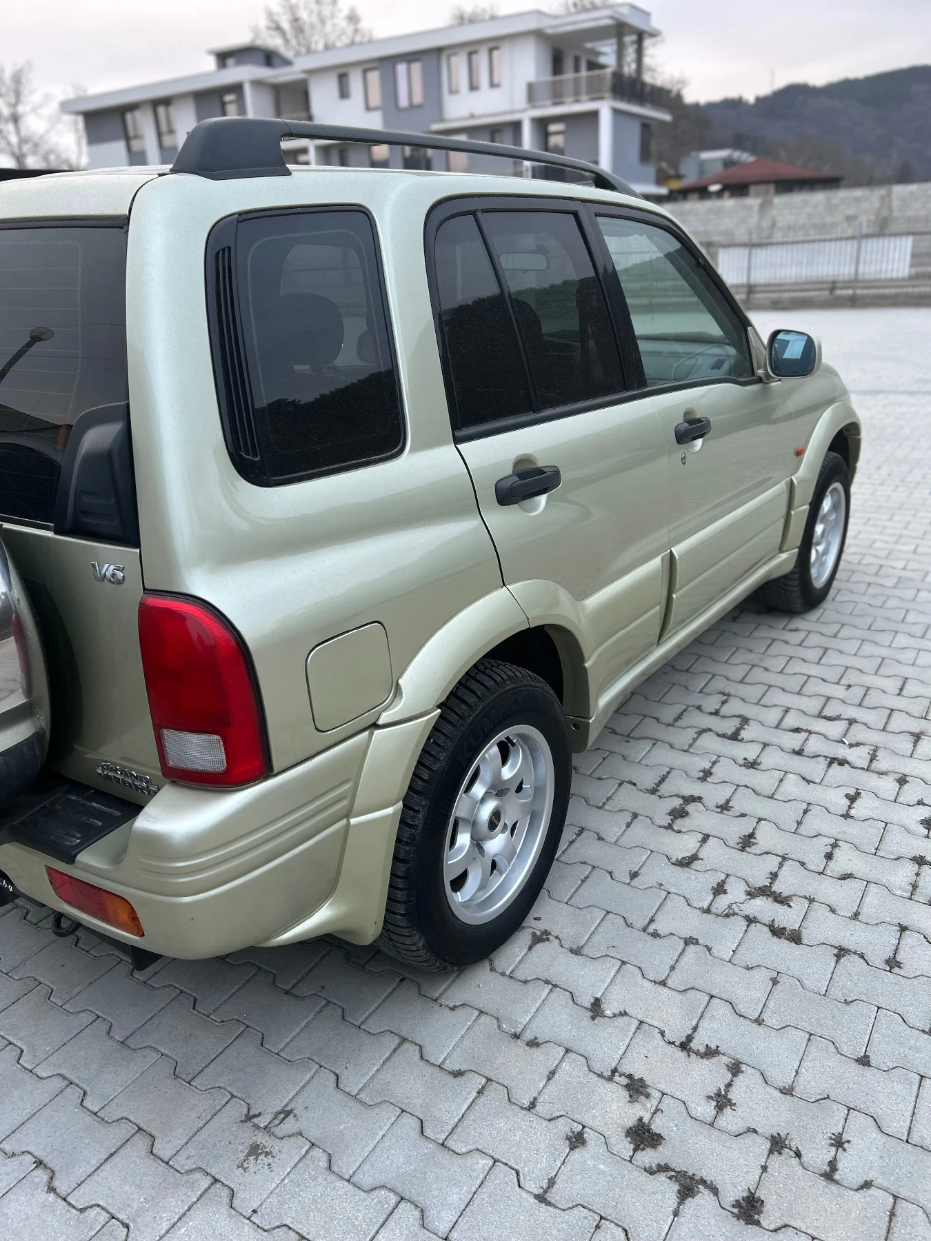Suzuki Vitara  - изображение 4