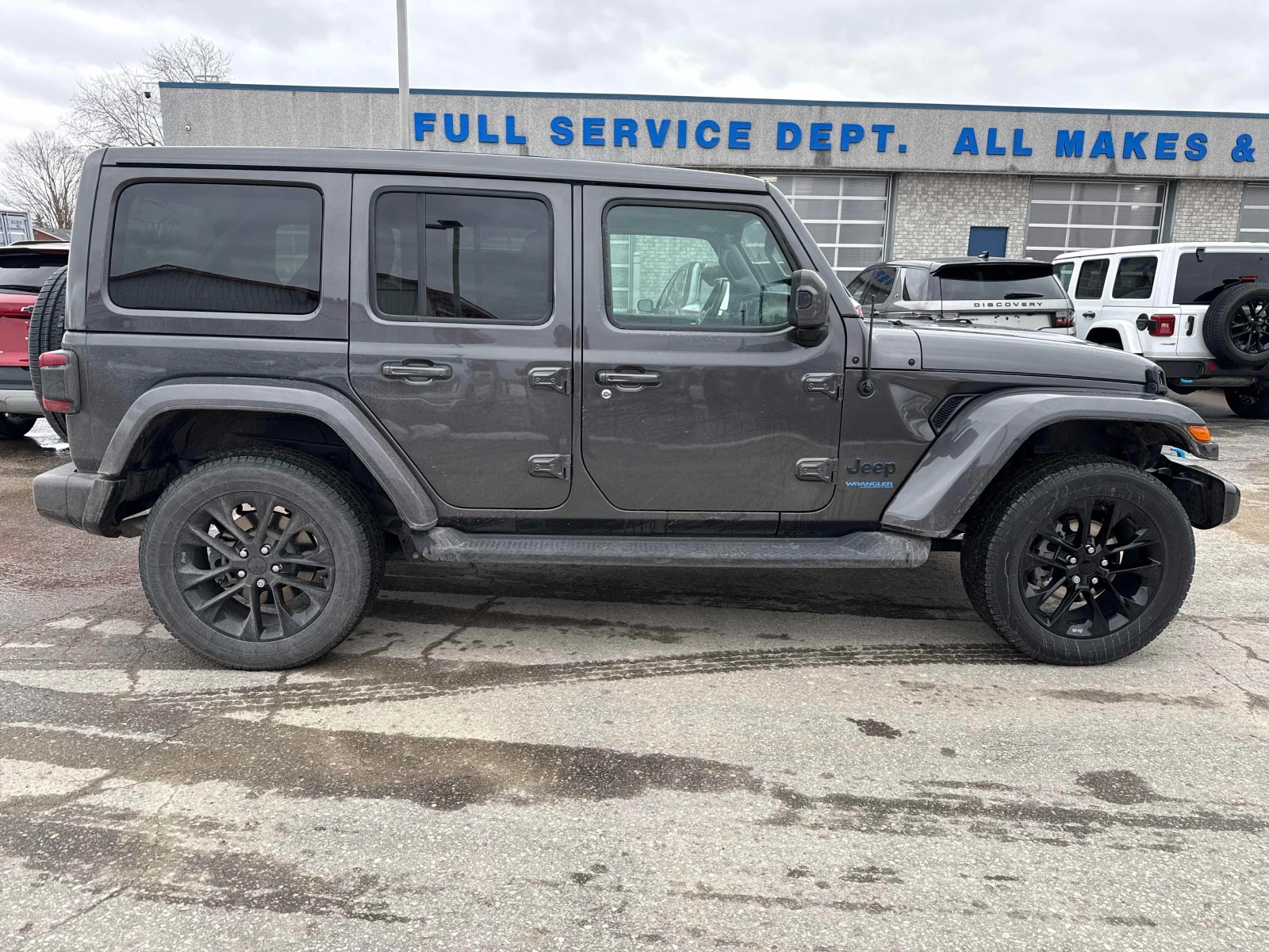 Jeep Wrangler 4xe Unlimited High Altitude | Сершизна история | , снимка 4 - Автомобили и джипове - 53914291