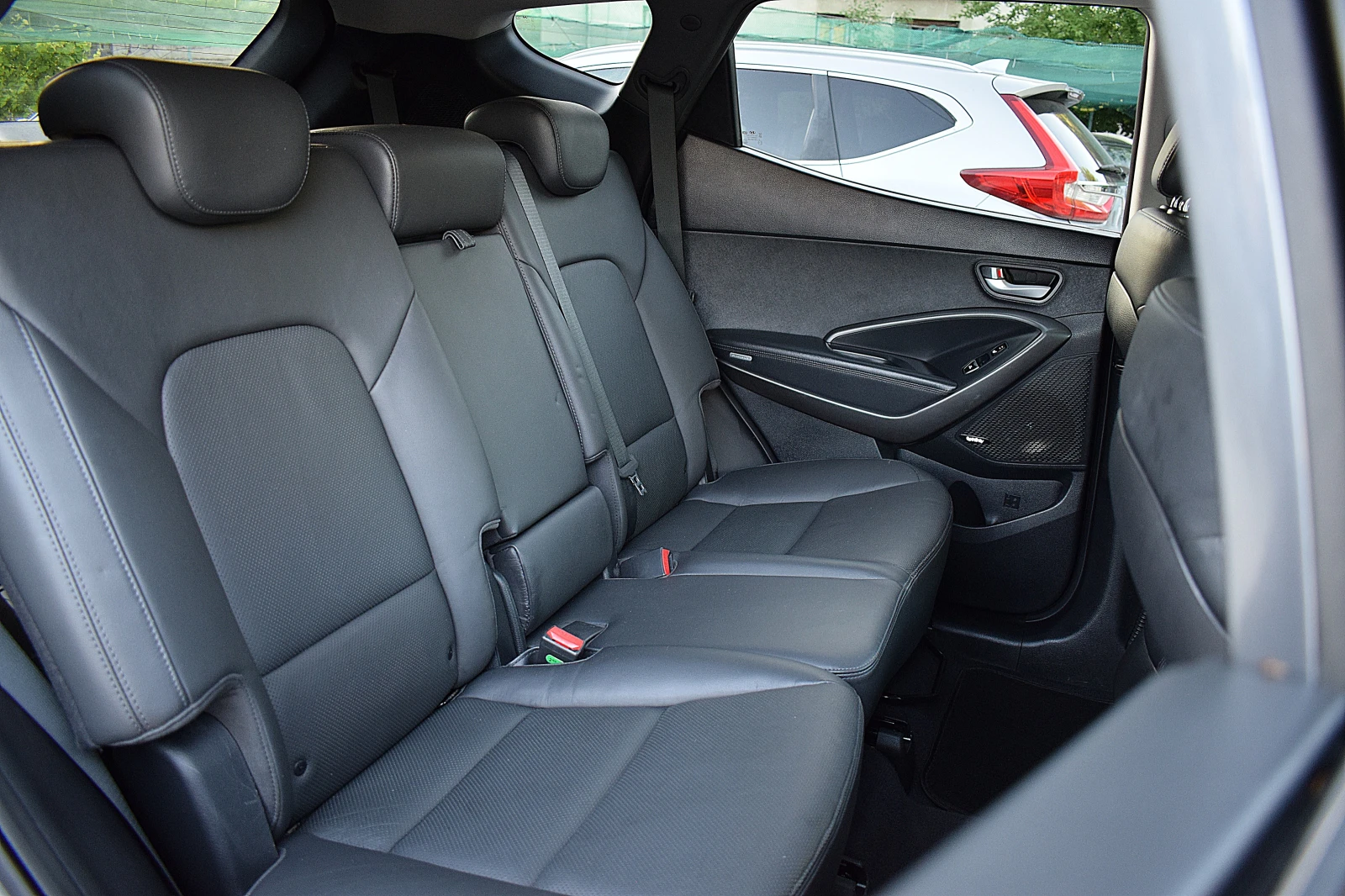 Hyundai Santa fe 2.2ШВЕЙЦАРИЯ-ДИСТРОНИК/6+ 1/КОЖА/НАВИ/КСЕНОН/КАМЕР, снимка 14 - Автомобили и джипове - 54692997