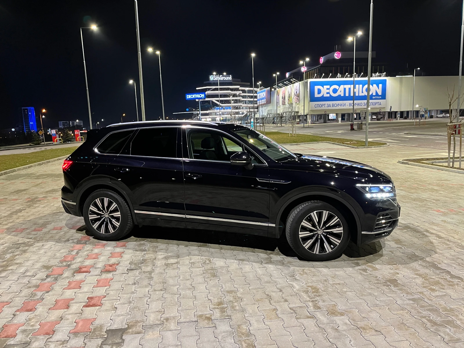 VW Touareg 3.0TDI, снимка 13 - Автомобили и джипове - 54736962