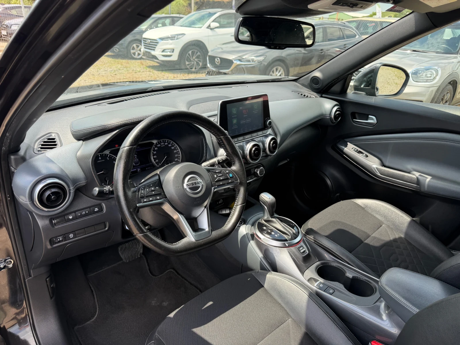 Nissan Juke 1.0 DIG-T TEKNA АВТОМАТИК 69000 км. ШВЕЙЦАРИЯ, снимка 14 - Автомобили и джипове - 54740722